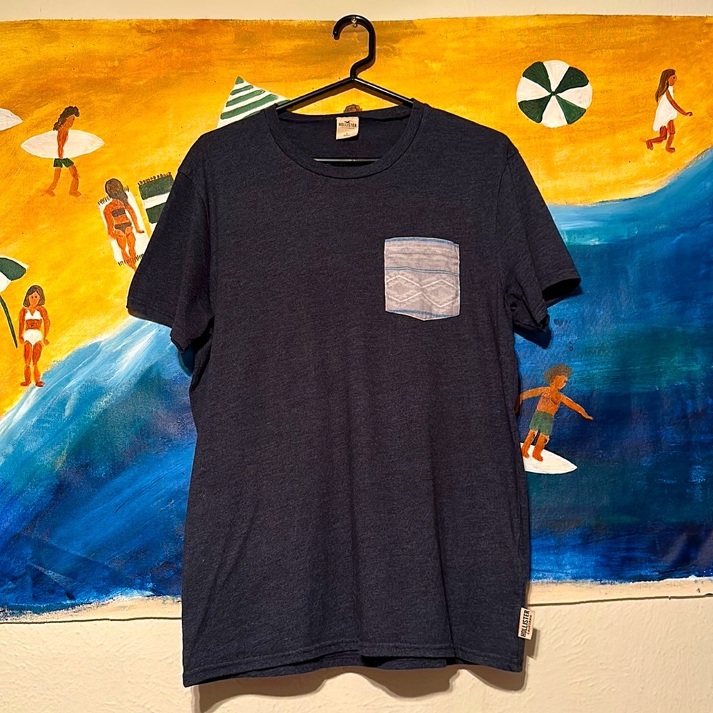Hollister charcoal/navy short sleeve pocket tee